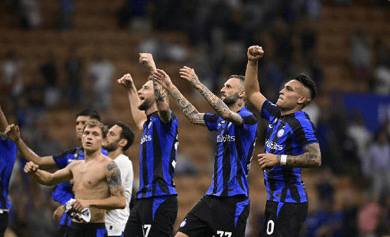 球星赛后感谢队友：这是团队的胜利（球星赛后致谢队友：胜利属于整个团队）