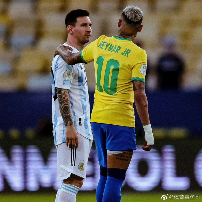 米体：斯帕莱蒂满意戴维表现，可能让他在都灵德比中首发（米体：斯帕莱蒂对戴维发挥满意，或在都灵德比安排其首发）