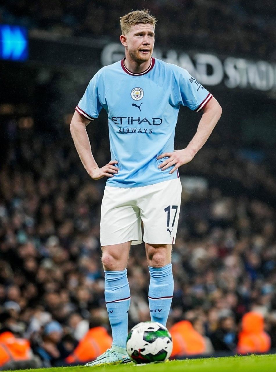 卡萨诺盛赞劳塔罗：他已经4年没去休假了，批评他的人真无知（卡萨诺力挺劳塔罗：四年未度假，批评者太无知）