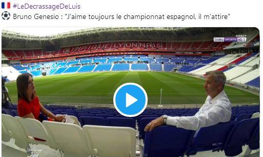 拉眼角引发争议的全北助教宣布辞职，此前因种族歧视被判禁赛5场（因种族歧视手势遭禁赛5场后，全北助教宣布辞职）