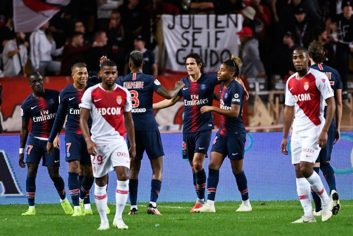 欧冠92年改制后戴帽数前10：梅西、C罗8次第1，姆巴佩5次第4（欧冠自1992年改制以来戴帽次数前十：梅西与C罗各8次并列第一，姆巴佩5次位列第4）