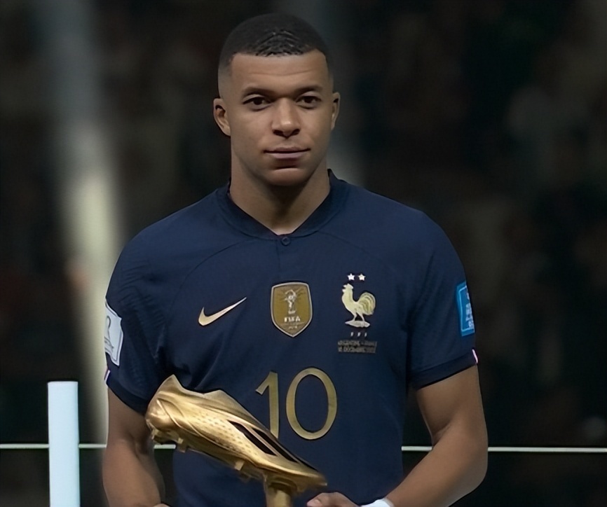 中超：武汉三镇2-0战胜上海申花（中超：武汉三镇2-0零封上海申花）