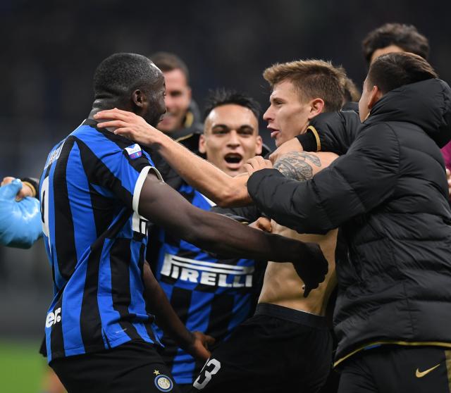 三节打卡！字母哥15中12砍下29分8篮板（三节下班！字母哥15投12中砍下29分8篮板）