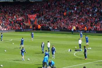 记者：于帕与拜仁的续约仍在谈判中，有可能在年底前做出决定（记者称：拜仁与于帕续约谈判仍在进行，或将在年底前定论）