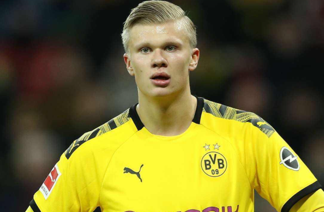 因抱怨染黄，内马尔：裁判不仅水平差，傲慢的态度也令人作呕