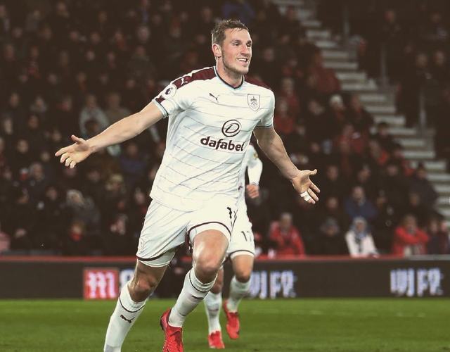 欧冠战报：格纳布里传射，基米希乌龙，拜仁3-1葡萄牙体育（欧冠：格纳布里一传一射，基米希乌龙送礼，拜仁3比1击败葡萄牙体育）