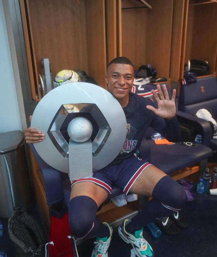 穆勒：越接近决赛看球的人越多，在数万球迷面前踢球令我兴奋