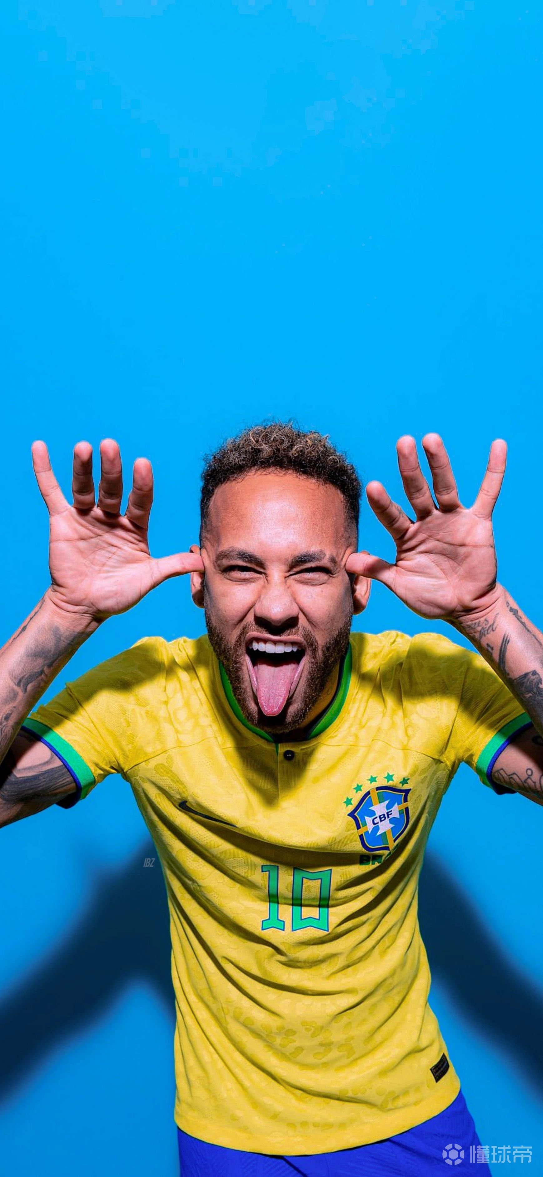 费迪南德：见到巴乔让我非常激动，那仿佛让我回到了童年时代（费迪南德：与巴乔相见激动万分，恍若重回童年）