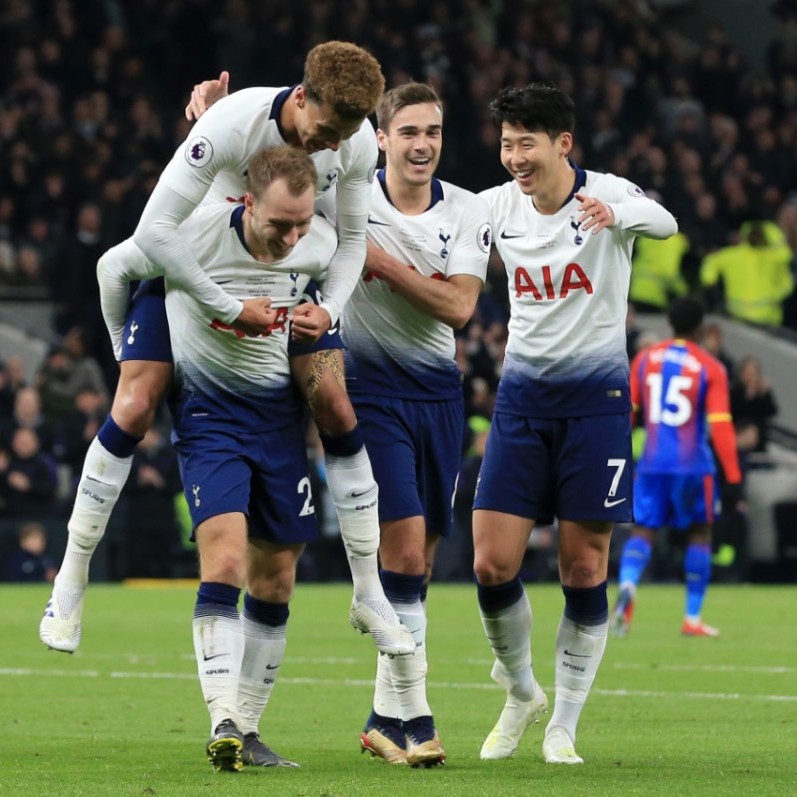 卡卢卢：斯帕莱蒂要求很高；我们可以随时切换三后卫或四后卫（卡卢卢：斯帕莱蒂要求严格，三四后卫切换自如）